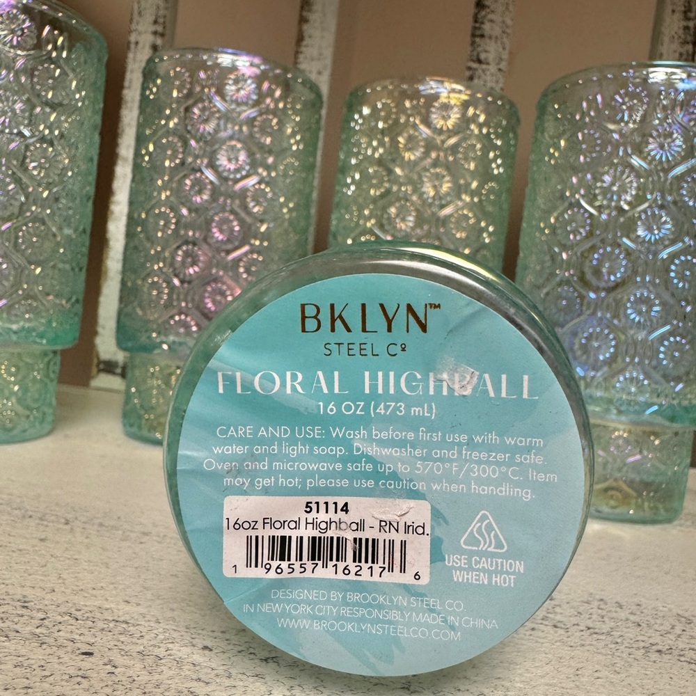 BKLYN Steel Co. G
Floral Aqua Iridescent Glass Tumbler Set (6) - Picture 3 of 4